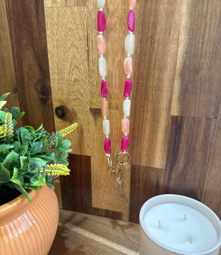 Chaine de téléphone - perles - Rose