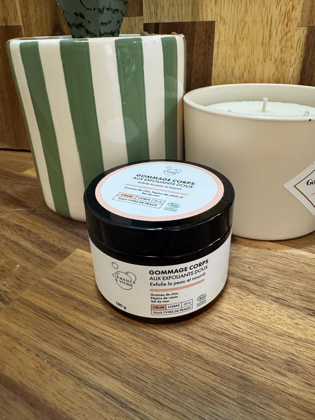 Gommage corps aux exfoliants doux- 180g