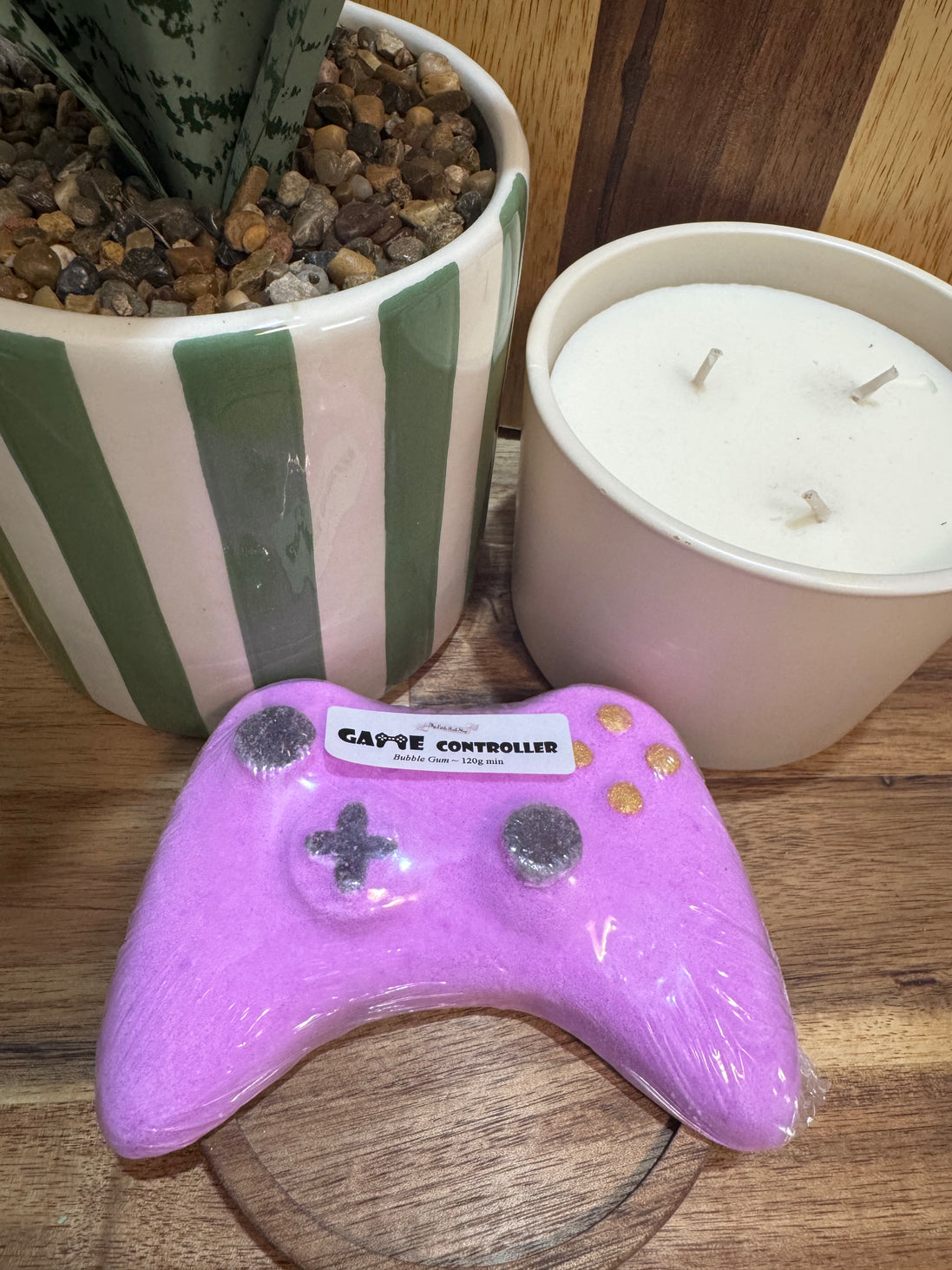 Bombe de bain manette de jeu rose