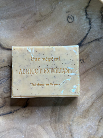 Savon de Provence solide Exfoliant parfum Abricot – 100g