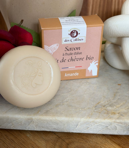 Savon lait de chèvre Amande