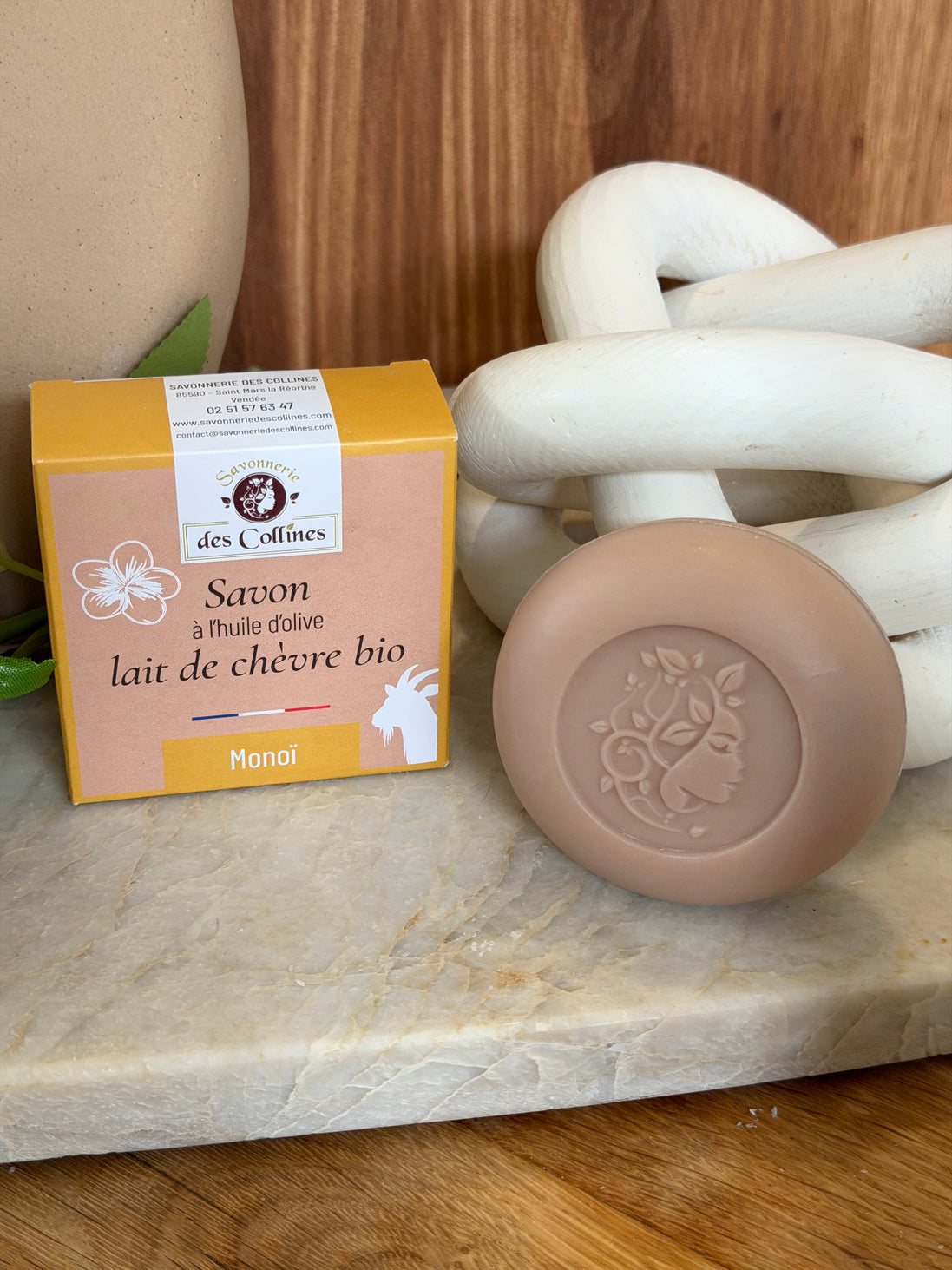 Savon lait de chèvre parfum Monoï