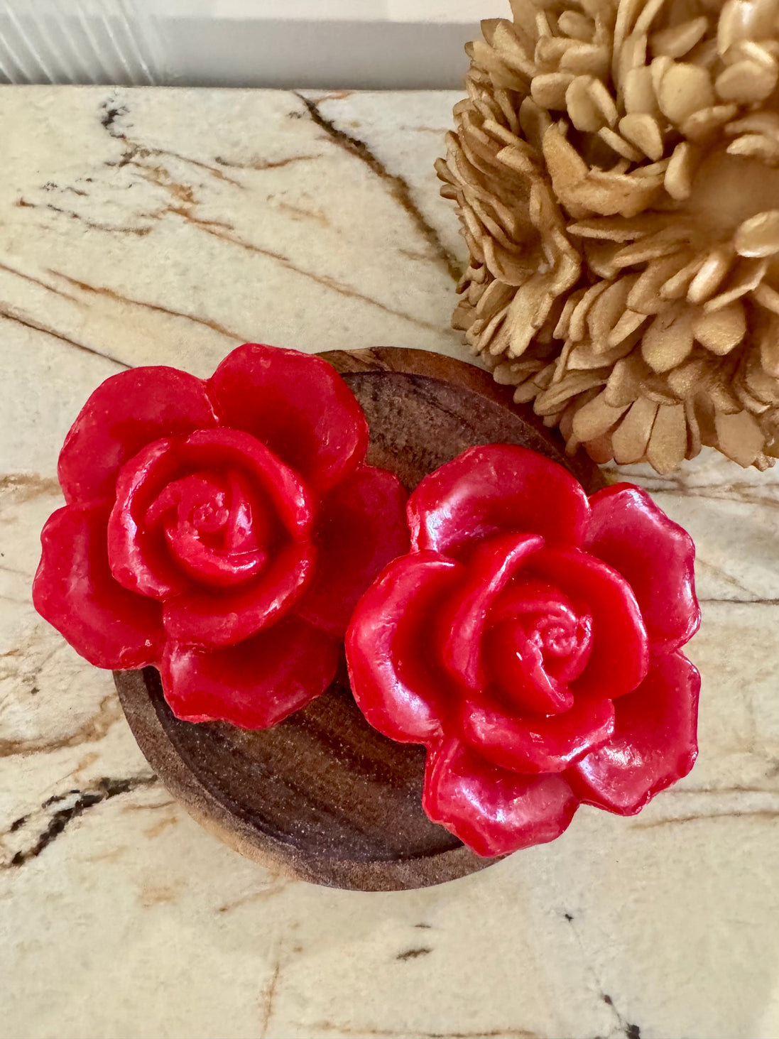 Petit savon fleur rouge cerise