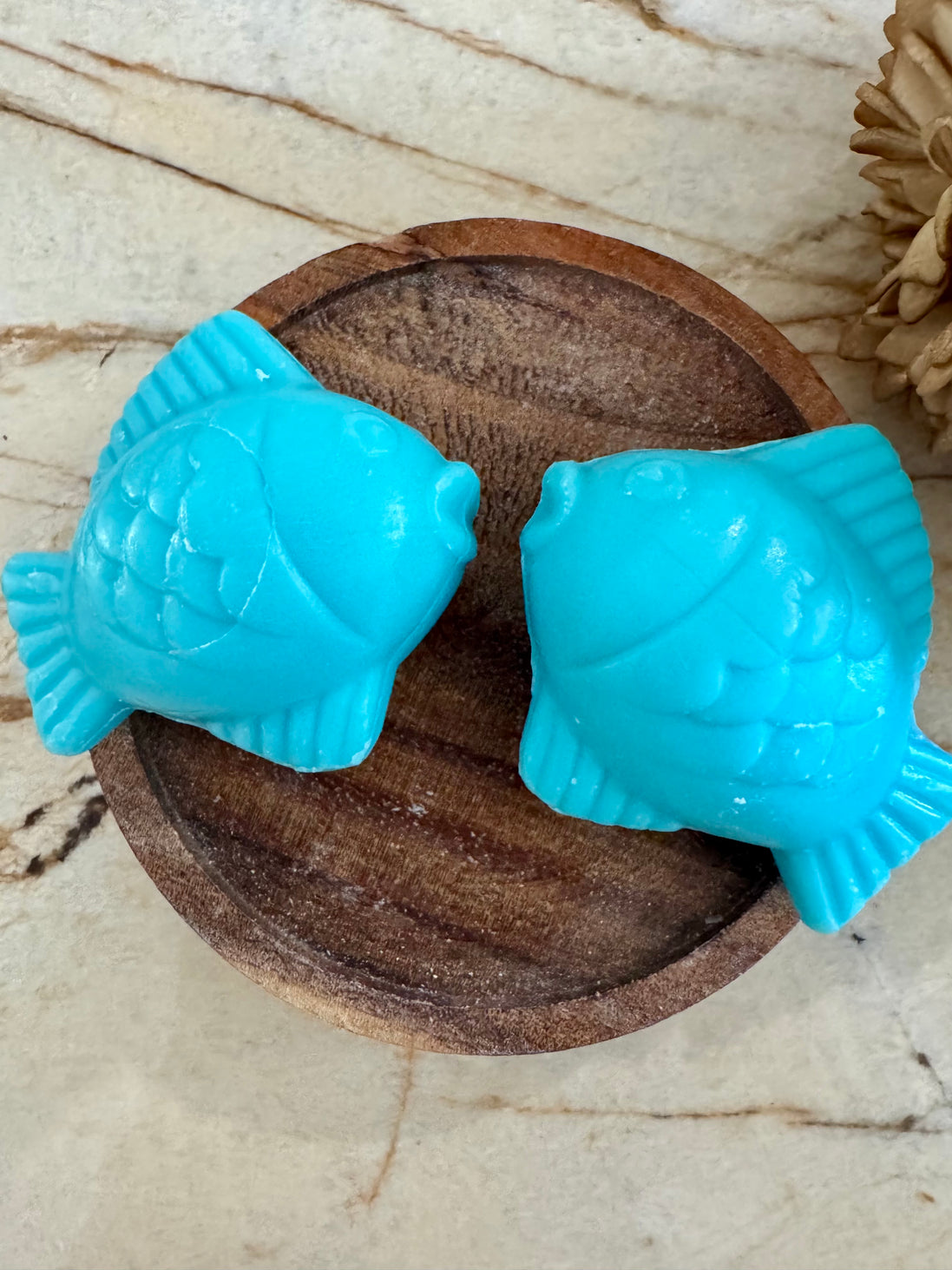 Petit savon poisson turquoise marine
