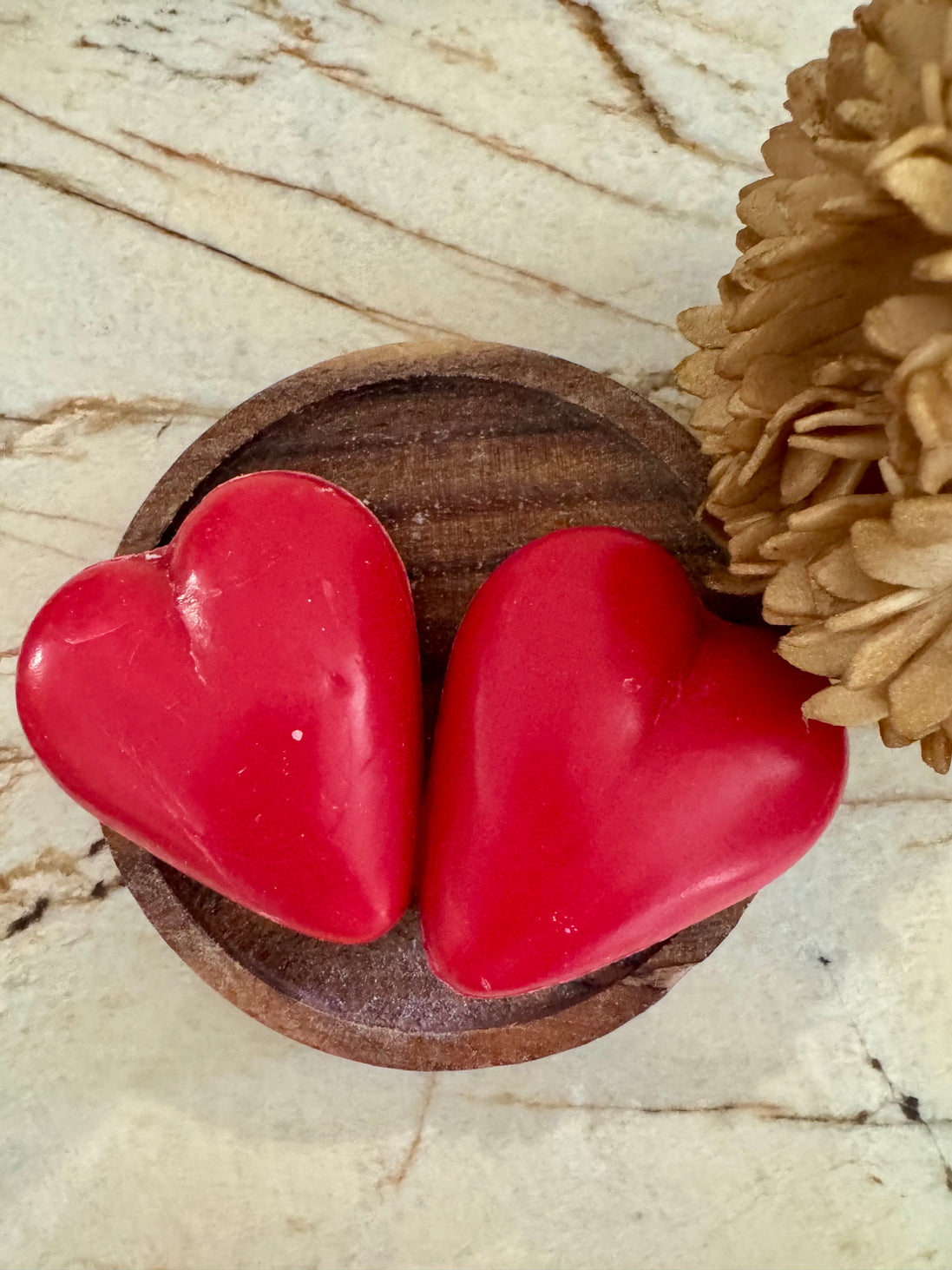 Petit savon coeur rouge cerise