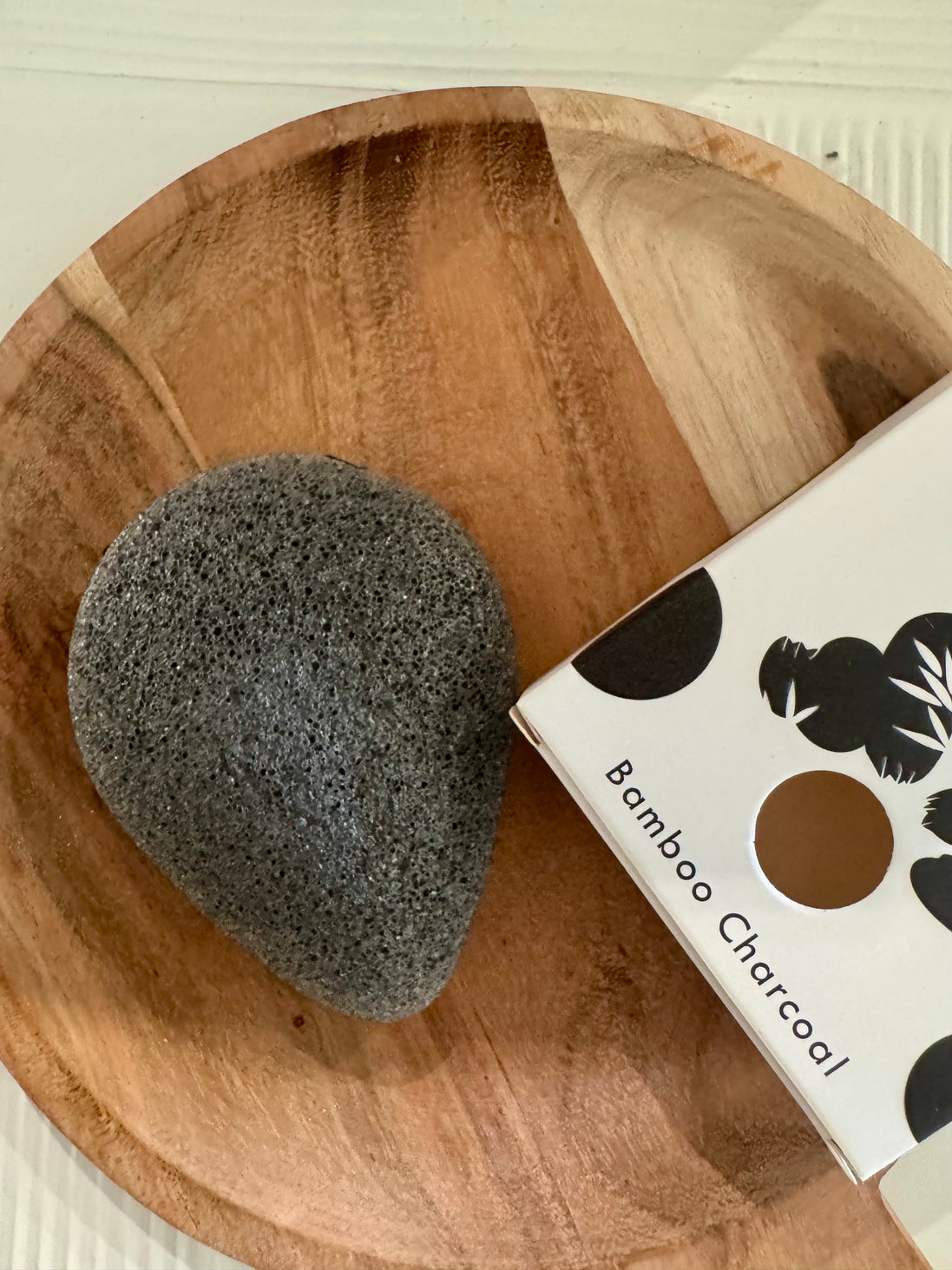 Éponge Konjac en forme de Goutte - Charbon de Bambou - Anti-bactérien